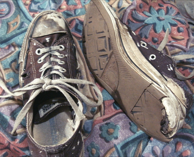 Very Very Very Worn Converse 2 by lauranomaly on DeviantArt
